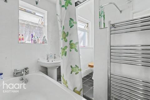 undefined, Clements Road, London