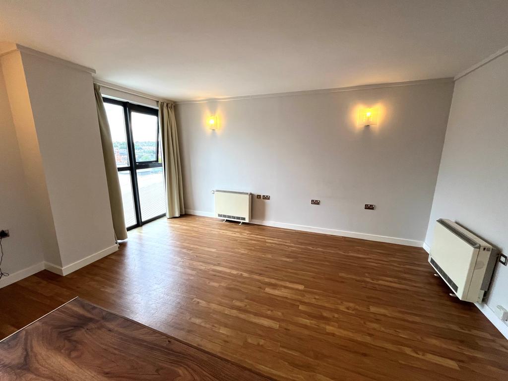 Apartment in NOTTINGHAM - View 4