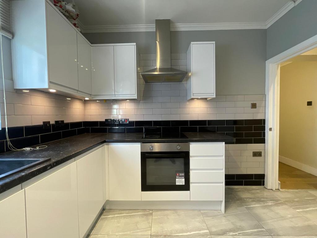 Apartment in London - View 2