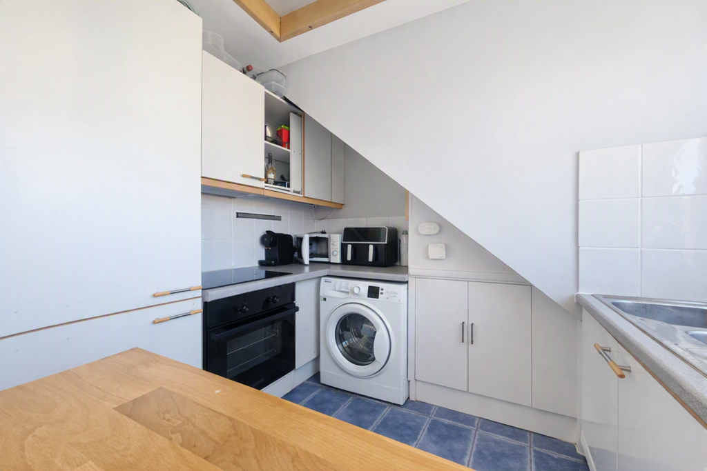 Apartment in London - View 3