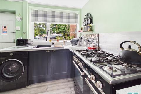 3 bedroom end of terrace house for sale, Rochdale Road, Oldham OL2