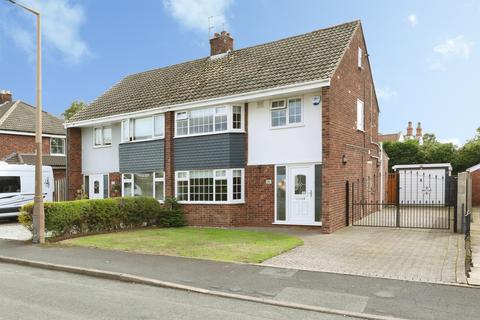 4 bedroom semi-detached house for sale, Cookridge Drive, Hatfield, Doncaster