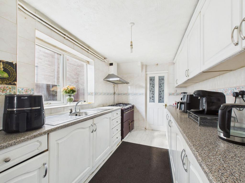 House in Nottingham - View 3