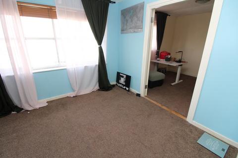 1 bedroom flat to rent, McKinlay Court, Welling DA16