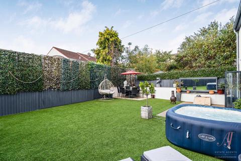 4 bedroom house for sale, Burford Drive, Stroud GL5