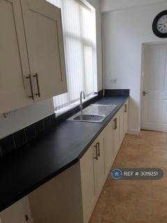 2 bedroom end of terrace house to rent, Stanley Street, Stoke-On-Trent, ST6