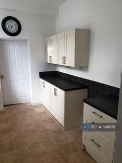 2 bedroom end of terrace house to rent, Stanley Street, Stoke-On-Trent, ST6