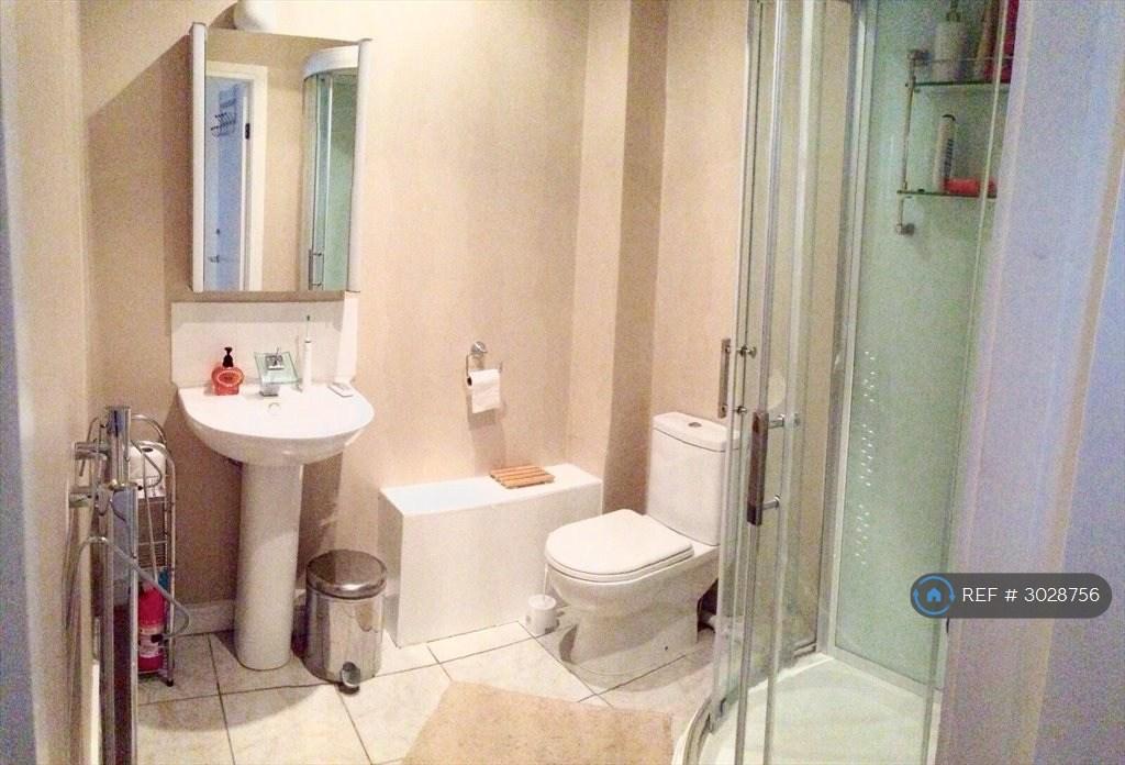 Apartment in Liverpool - View 4