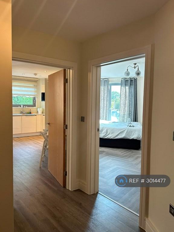 Apartment in London - More