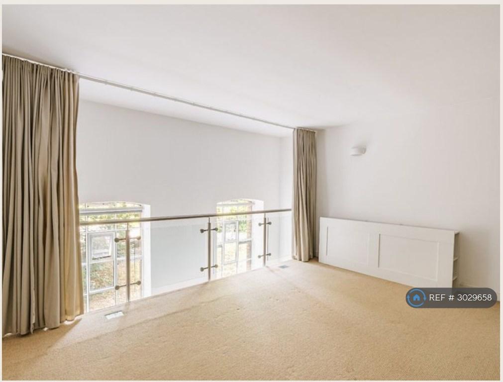 Apartment in London, Pentonville, Clerkenwell - View 4