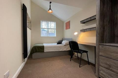 4 bedroom house to rent, Rosebery Street, Loughborough LE11