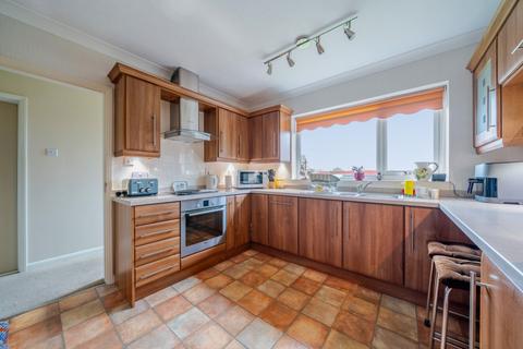 3 bedroom detached bungalow for sale, Walcott, Lincolnshire LN4