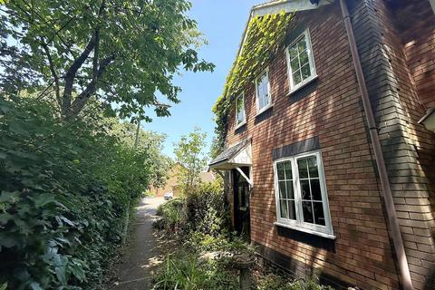 2 bedroom end of terrace house for sale, Rosemary Gardens, Whiteley, Fareham