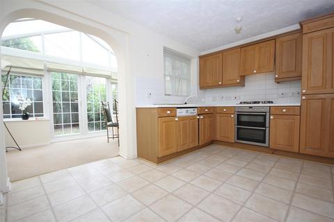 2 bedroom end of terrace house for sale, Rosemary Gardens, Whiteley, Fareham
