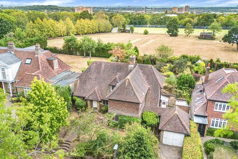 4 bedroom detached house for sale, South Hill Private Estate, Harrow on the Hill