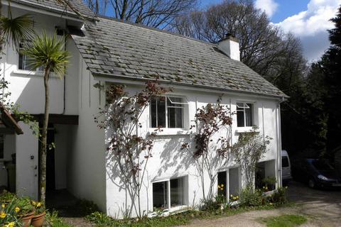 2 bedroom apartment to rent, Nadderwater