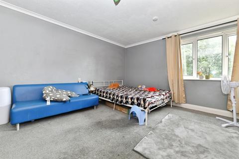 2 bedroom flat for sale, Castle Street, Calne
