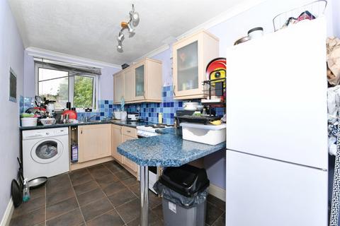 2 bedroom flat for sale, Castle Street, Calne