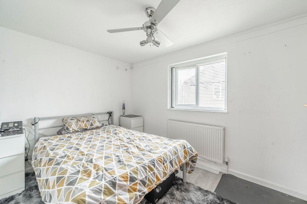 Apartment in Harrow - View 2