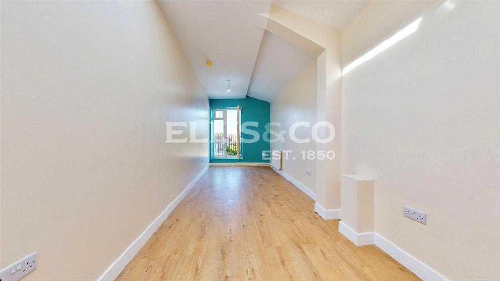 Apartment in Wembley - View 2