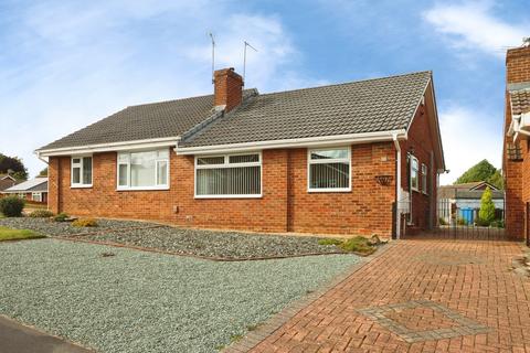 2 bedroom bungalow for sale, Hawthorn Avenue, Waterthorpe, Sheffield, S20