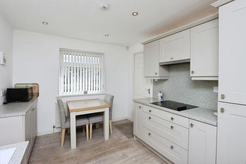 2 bedroom bungalow for sale, Hawthorn Avenue, Waterthorpe, Sheffield, S20