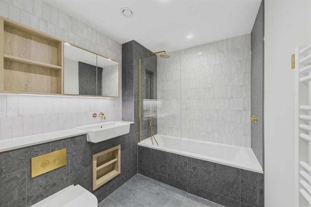 Apartment in Colindale - More
