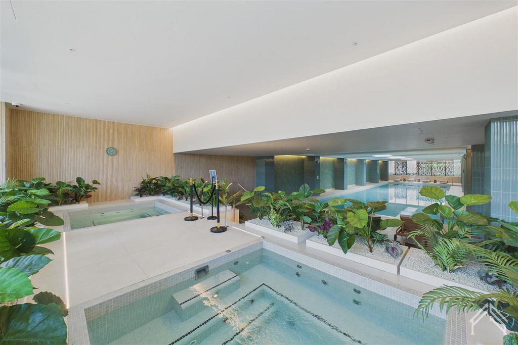 Apartment in London - View 2