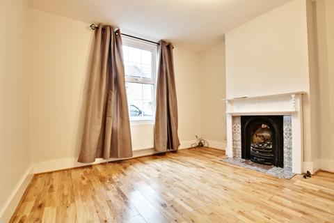 2 bedroom semi-detached house to rent, Recreation Road, Bromley BR2