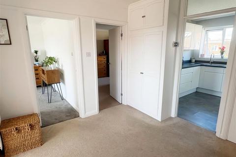 2 bedroom apartment for sale, Elm Place, Littlehampton BN16
