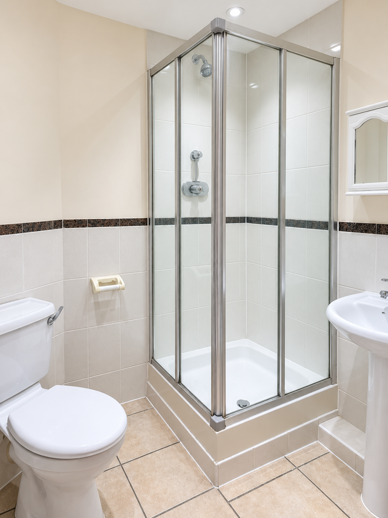 Apartment in Morden - View 3