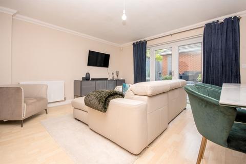 4 bedroom end of terrace house for sale, Park View, Kettering