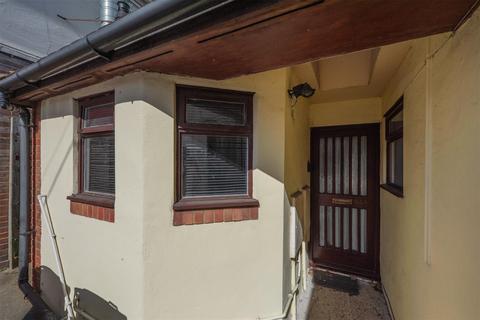 1 bedroom apartment to rent, Herne Bay Road, Swalecliffe, Whitstable