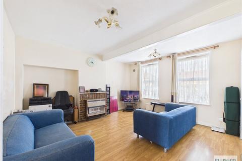 2 bedroom terraced house for sale, Cody Close, Harrow HA3