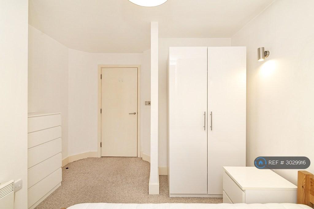Apartment in London - View 2
