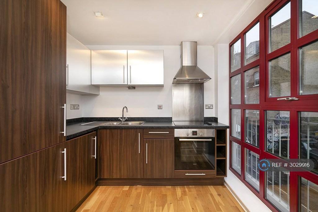 Apartment in London - View 5
