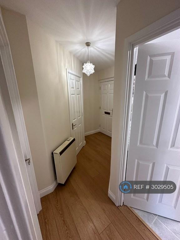 Apartment in Enfield - View 2