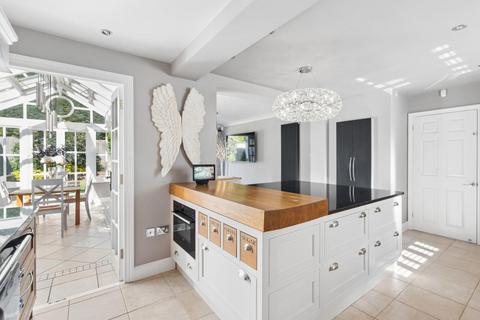 5 bedroom detached house for sale, Saxon Close, Amersham, Buckinghamshire, HP6 5QA