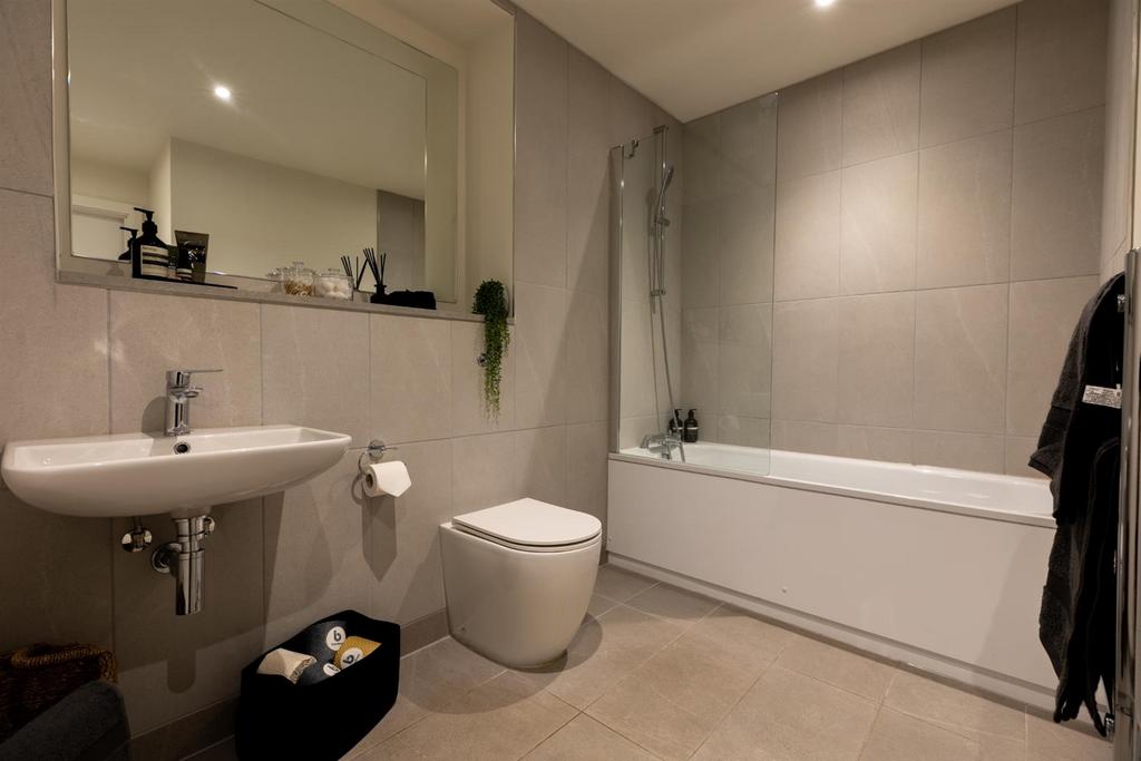 Apartment in Sheffield - More