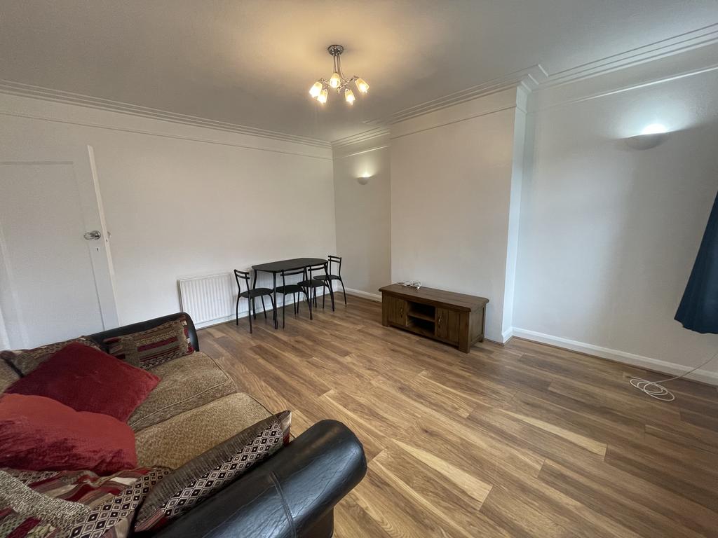 Apartment in London - View 2