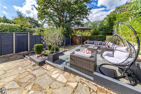 2 bedroom end of terrace house for sale, Old Road, Row Town, Addlestone, Surrey, KT15