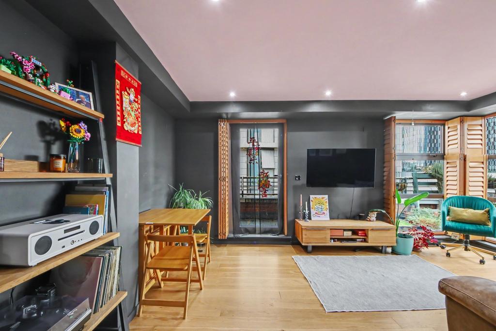 Apartment in Manchester, Castlefield, City Centre - More