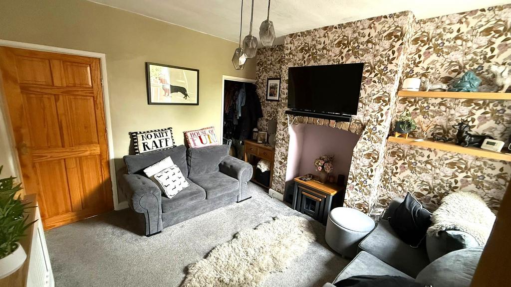 House in Beeston - View 3