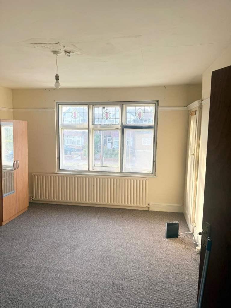 Apartment in London - View 2
