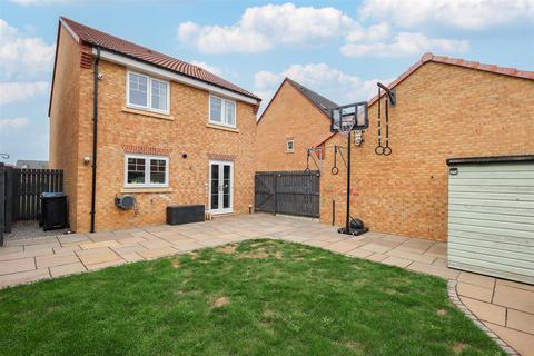 4 bedroom detached house for sale, Oak Drive, Sowerby, Thirsk