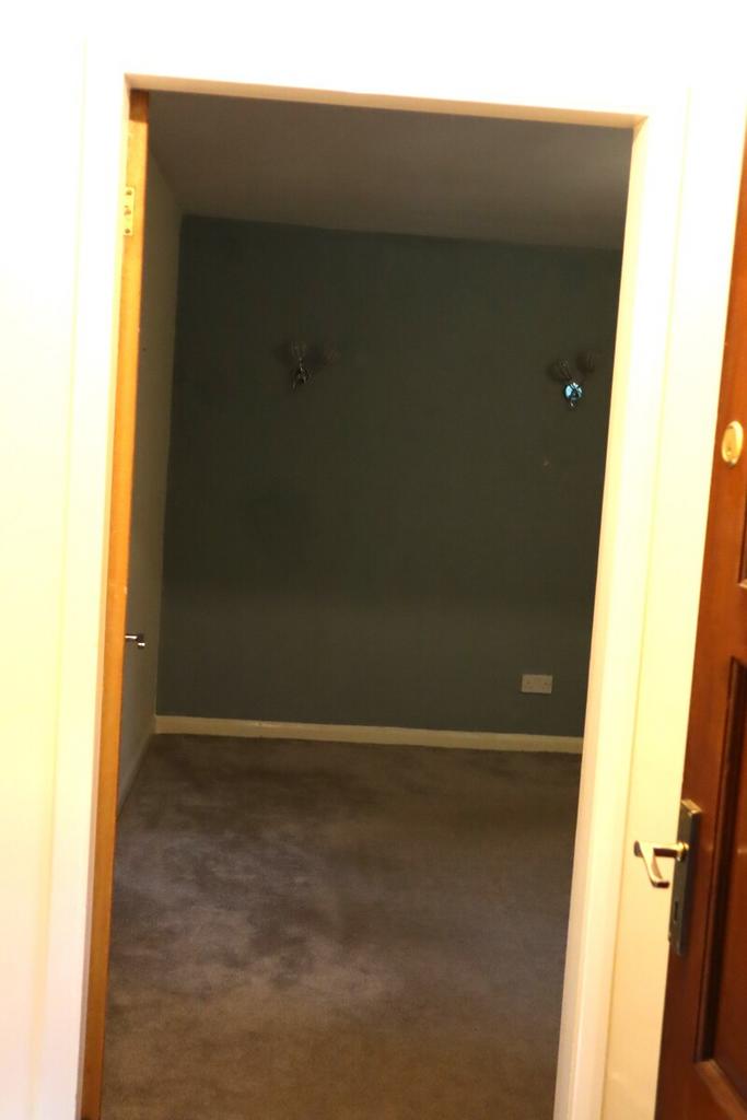Apartment in Leicester, Humberstone - View 2
