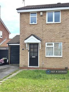 2 bedroom semi-detached house to rent, Rushcliffe Drive, Stoke-On-Trent, ST3