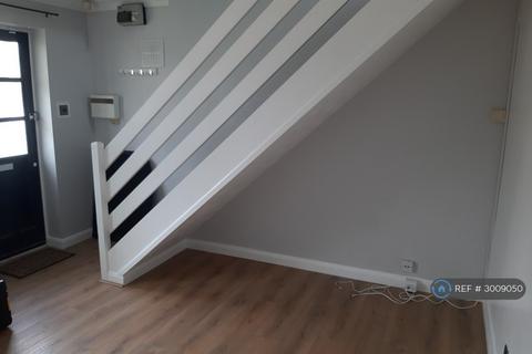 2 bedroom semi-detached house to rent, Rushcliffe Drive, Stoke-On-Trent, ST3