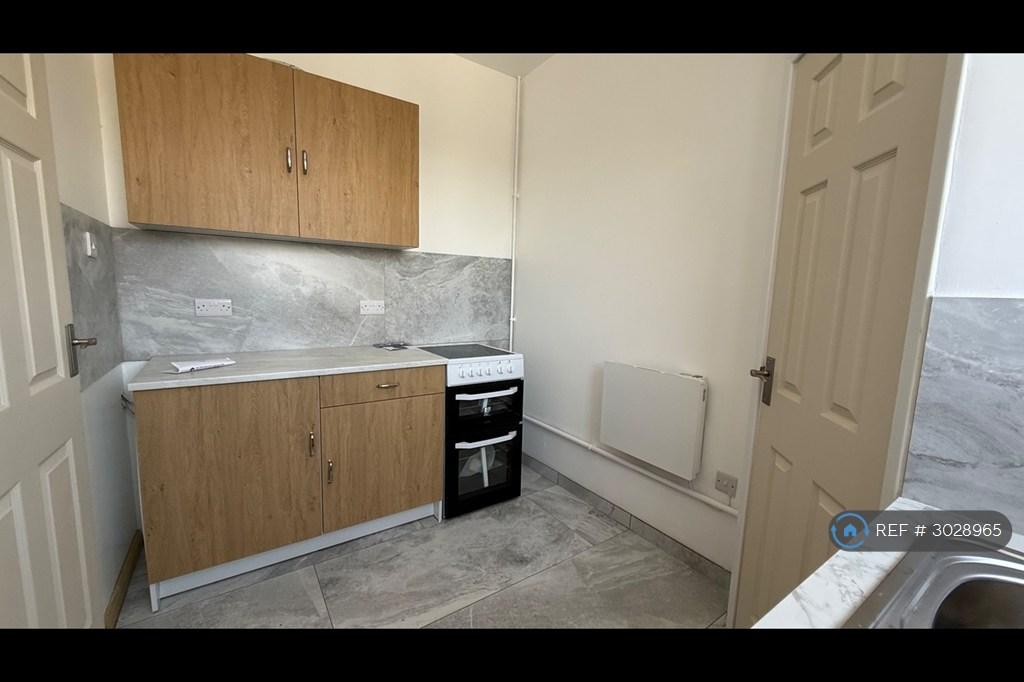 Apartment in Bristol - More