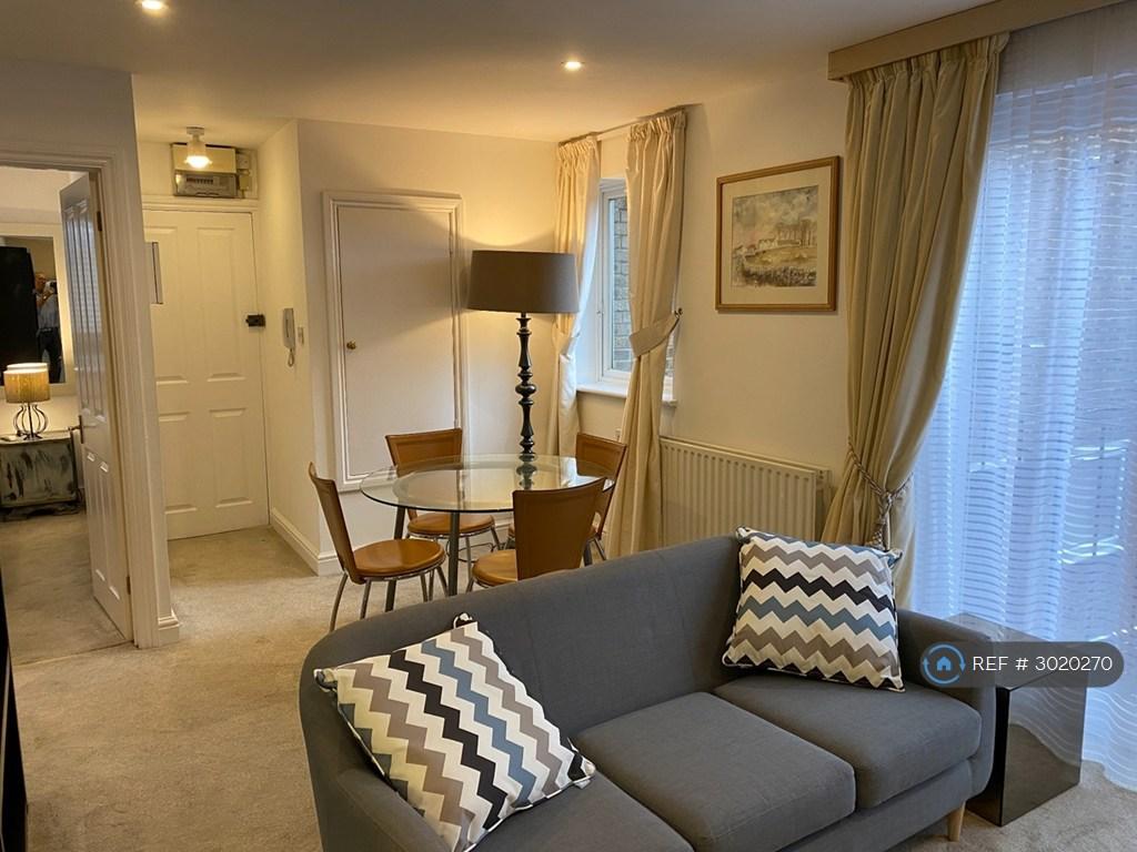 Apartment in London - View 2